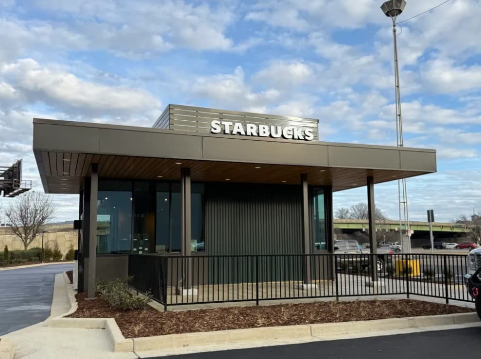 $2.45M Starbucks NNN Refinance in Alabama: How Gumption Delivered the Best Terms