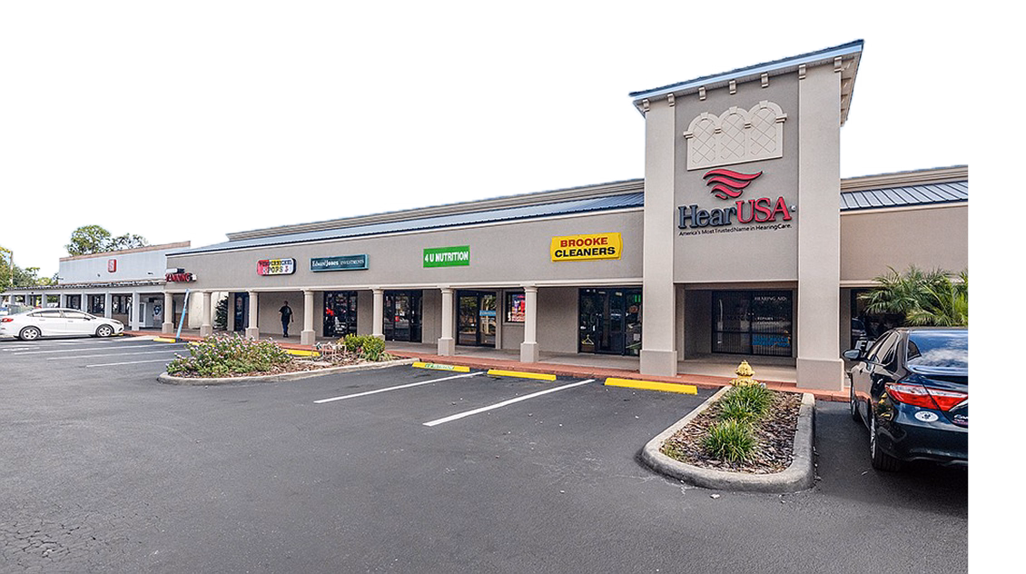Shopping center in Ormond Beach, FL